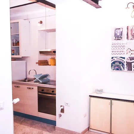 - Retreat Apartment *